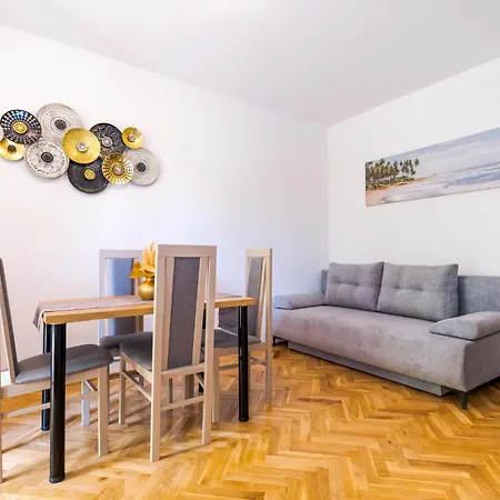 Apartment Goreta Kastela